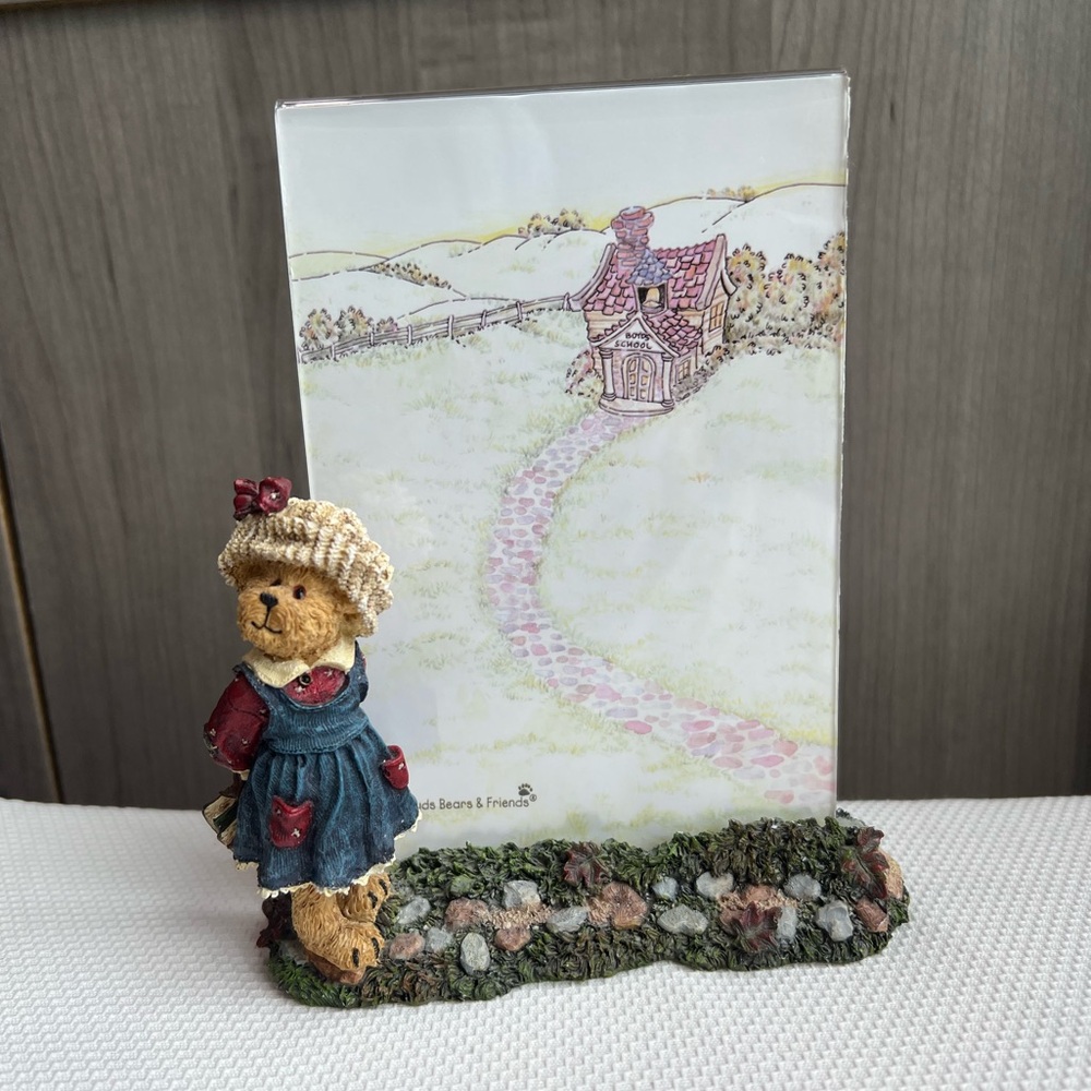 Boyds Bears Picture Frame 2003 “Bailey off to School” - Retired